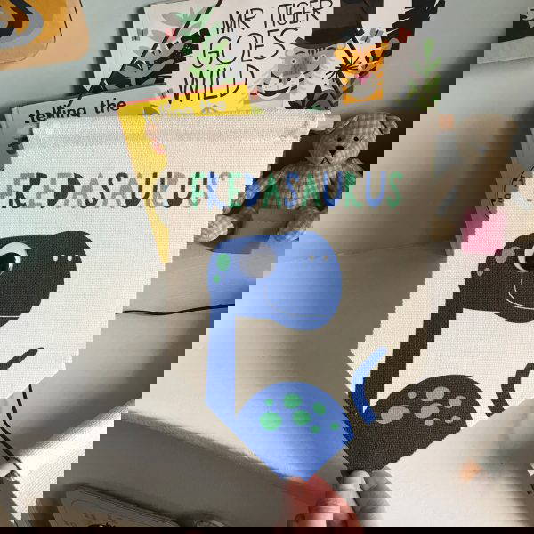 Dinosaur-Flag-with-Wobbly-eye dinosaur wall hanging with personalised name and googly eye